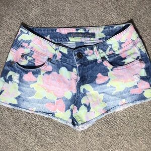 ❤️ FLORAL JEAN SHORTS SZ:1